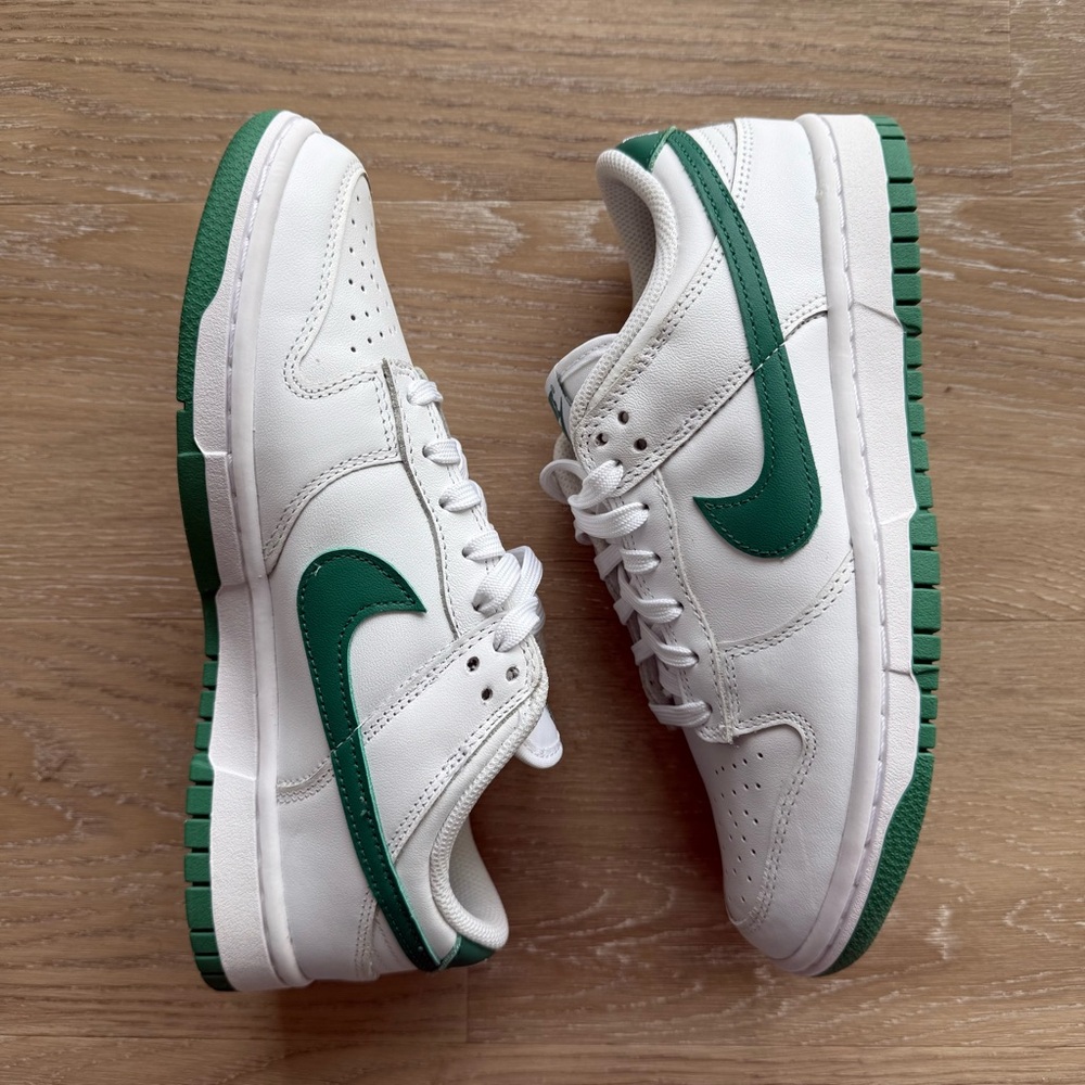 Wmns Nike Dunk Low
